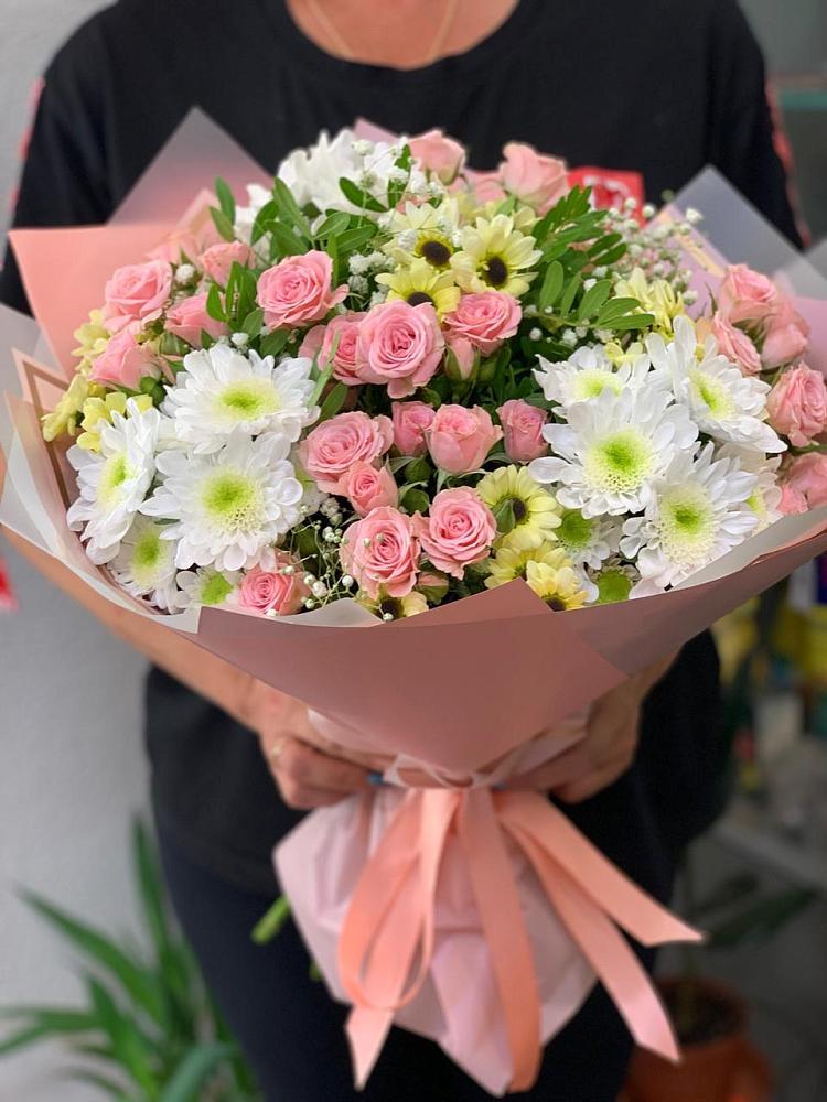Букет цветов из: Розы и Хризантемы в Донском Ставропольского края