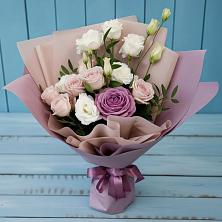 Букет цветов из:  Розы и Лизиантусы в Донском Ставропольского края