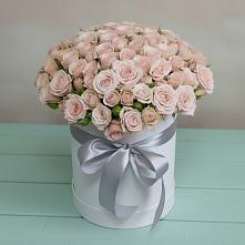 Цветочная композиция из Розы в шляпной коробке в Донском Ставропольского края