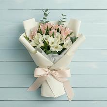 Букет цветов из:  Альстромерии в Донском Ставропольского края