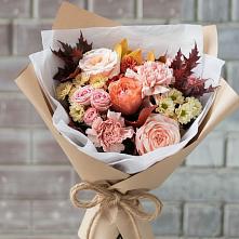 Букет цветов из:  Гвоздики, Хризантемы и Розы в Донском Ставропольского края