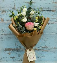 Букет цветов из:  Розы и Лизиантусы #REPLACE_PRED# Донском Ставропольского края
