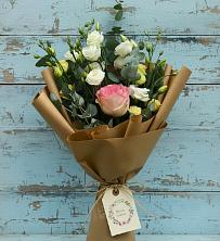 Букет цветов из:  Розы и Лизиантусы в Донском Ставропольского края